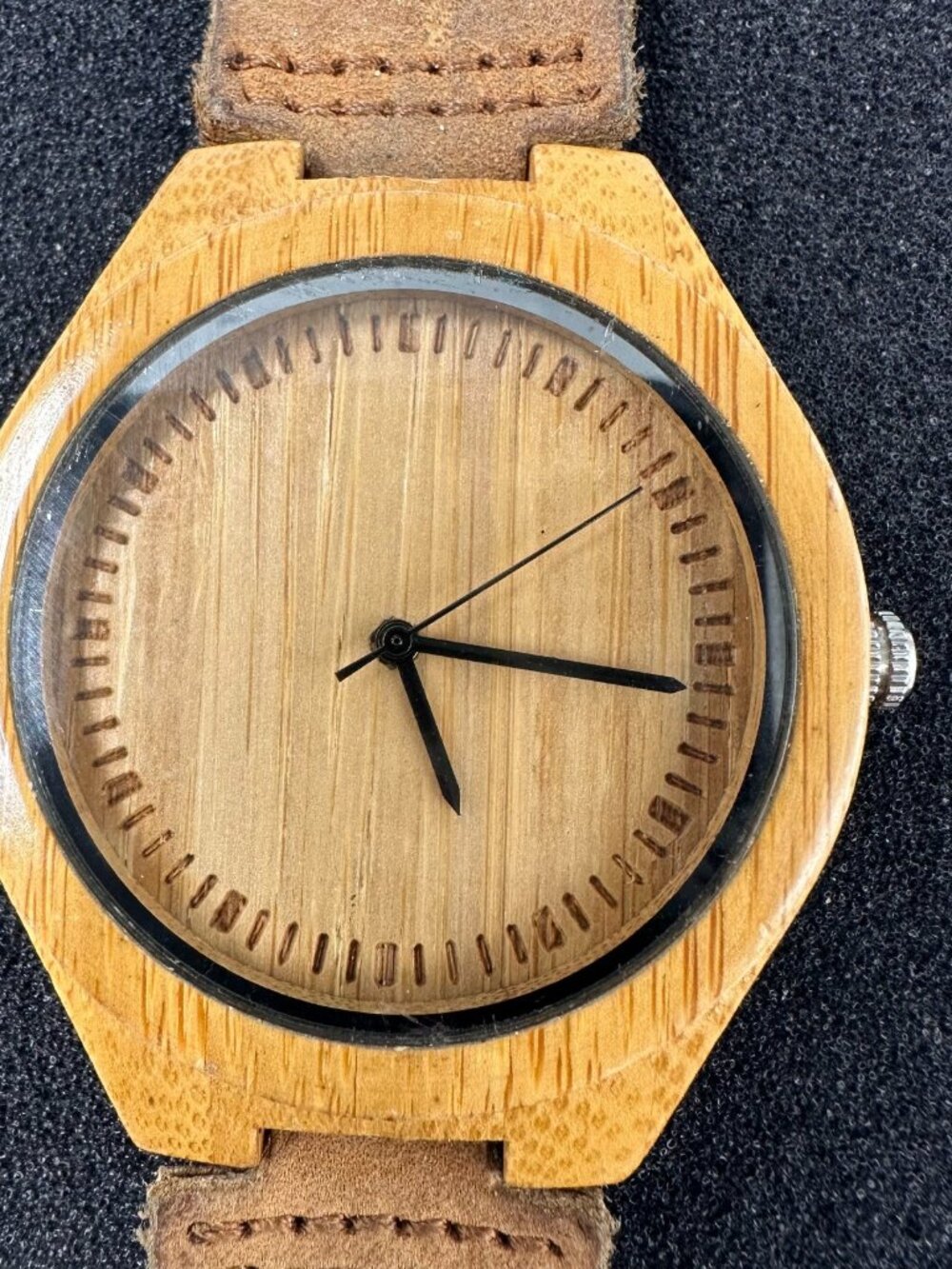 Cucol Wood Watch Men 45MM Round Dial Leather Band Minimalist New Battery
